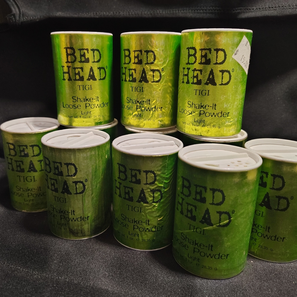 BedHead Shake-It Loose Powder - Vibrant Green Packaging
